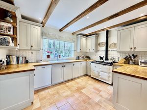 Photo 21- click for photo gallery